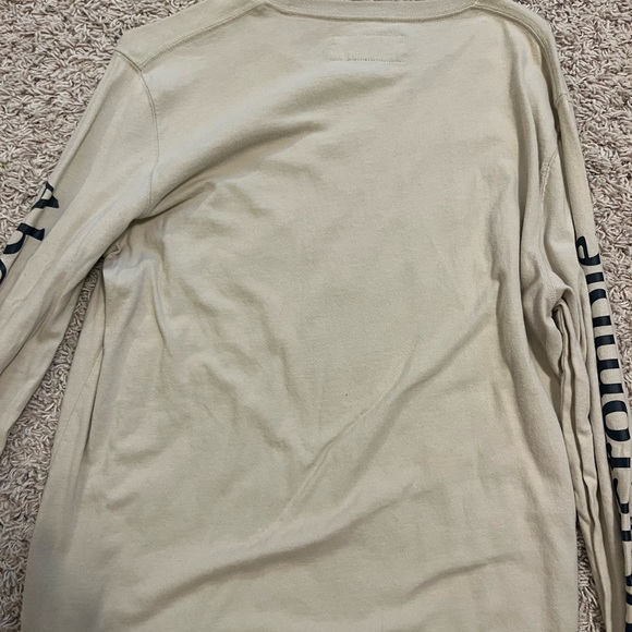 Men’s cream long sleeve Abercrombie tee in a size M! - Picture 3 of 3
